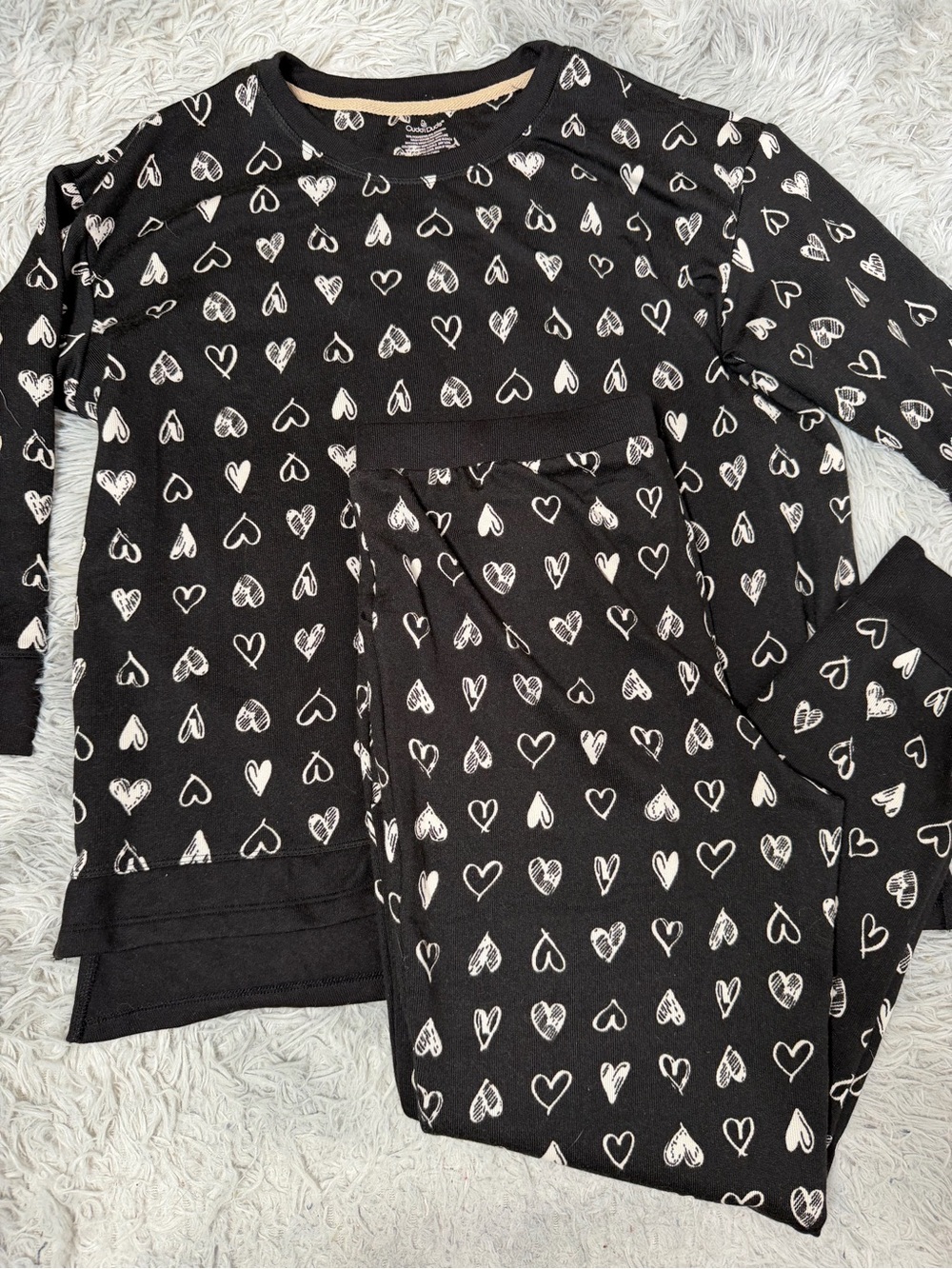 Cuddl Duds Black White Heart Print Pajama Set Top Joggers Pants Size Medium